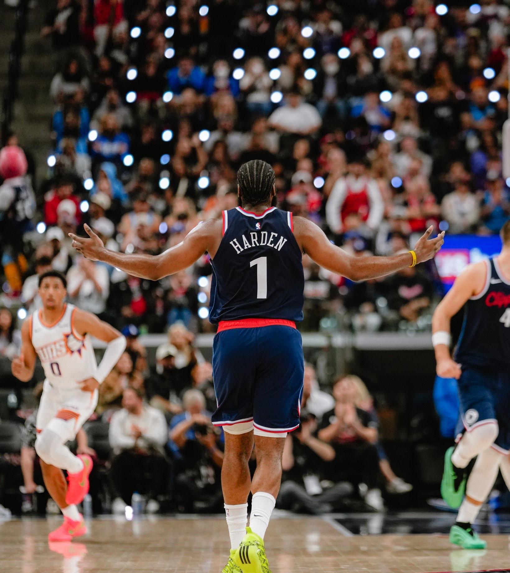 英雄联盟-加时末段NBA季后赛传出新动向，马德里竞技门线救险，管理层表态——态度坚定，资深球员宣示担当的简单介绍